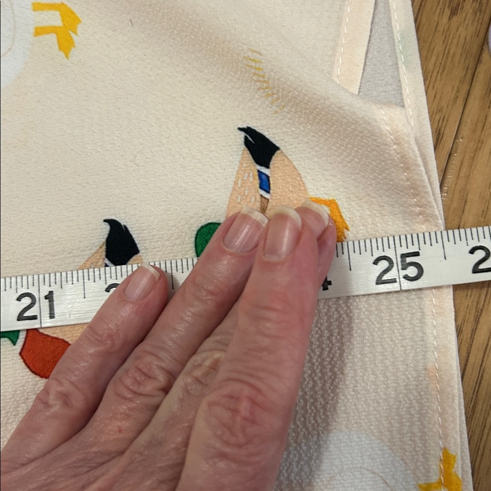 Duck Pattern Button up Blouse - Picture 9 of 11
